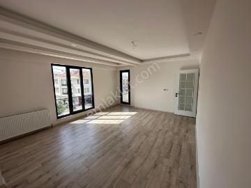 Adnan Mendereste Atakent Karşısı 2+1 Kiralık Lüks Geniş Daire