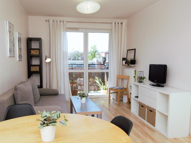 Ładne, 2 pokojowe, balkon, garaż 44 m