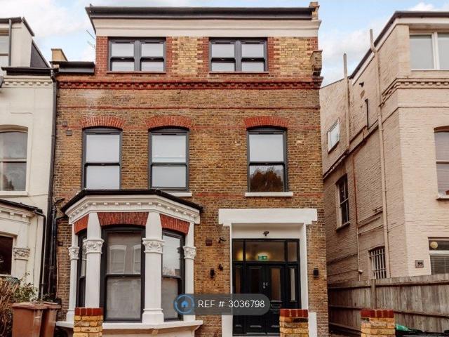 Adolphus Road, London N4, Studio to rent, £1,250 pcm | PrimeLocation