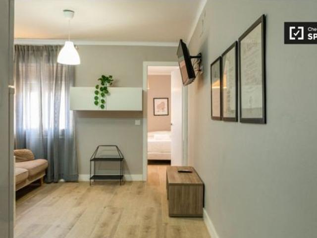 Adorable apartamento de 2 dormitorios en alquiler cerca del metro en Horta Guinardó