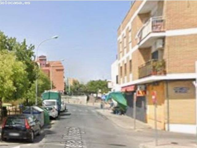 ADOSADA OCUPADA A LA VENTA EN PALMETE