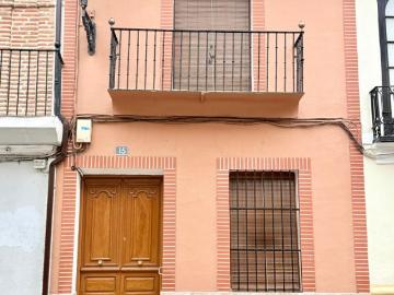 Adosada en Venta en Nava Del Rey Valladolid