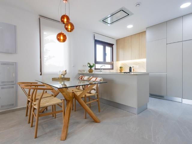 Adosada en Venta en Orihuela Costa Alicante