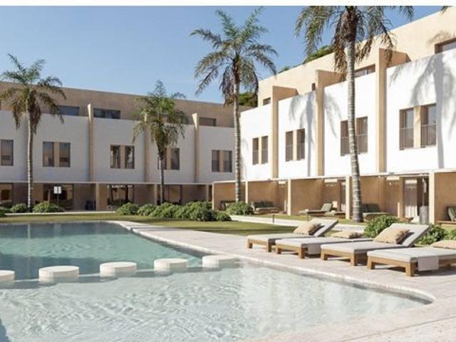 Adosada en Venta en Denia Alicante