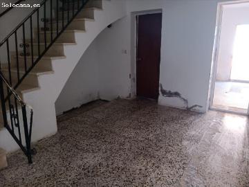 Adosado a reformar en Sevilla
