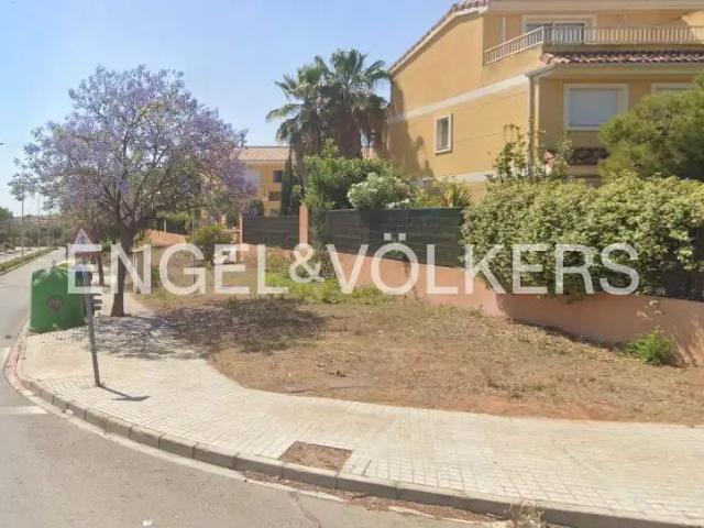 Adosado con balcón en alquiler en Moncada