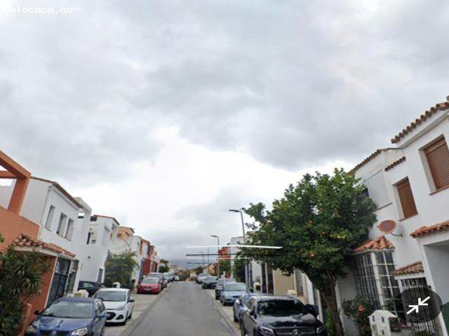 ADOSADO DE 4 DORMITORIOS EN SAN GARCIA