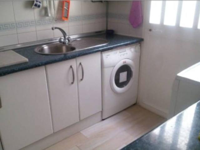 ADOSADO DE 4 DORMITORIOS Y DOS BAÑOS CON JARDÍN EN ALQUILER DE TEMPORADA EN EL ESPIRITU SANTO DE SANLUCAR DE BARRAMEDA