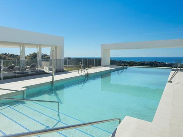ADOSADO DISPONIBLE EN RIO REAL MARBELLA. OBRA NUEVA FINALIZADA