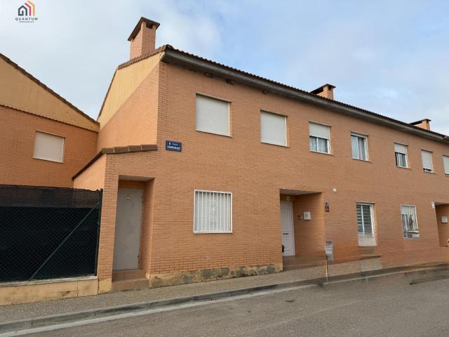 ADOSADO EN OSERA DE EBRO
