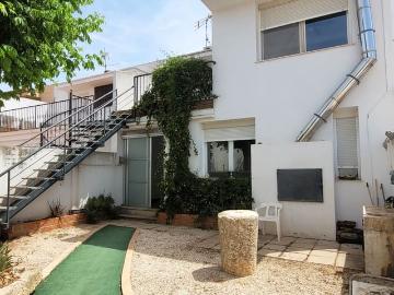 Adosado en alquiler en Fontanars dels Alforins, Valencia