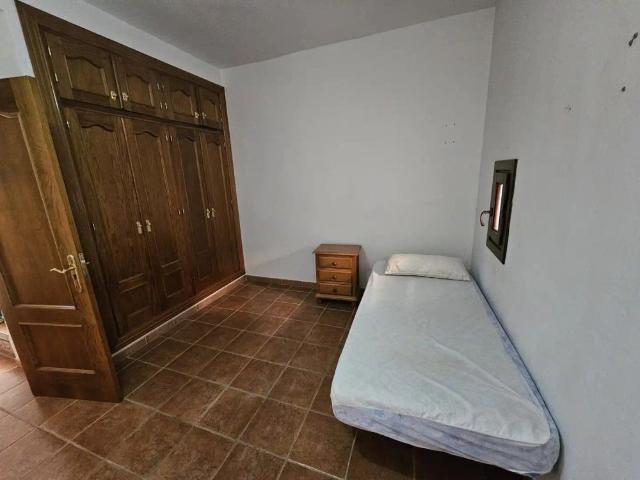 Adosado en alquiler en Guaro