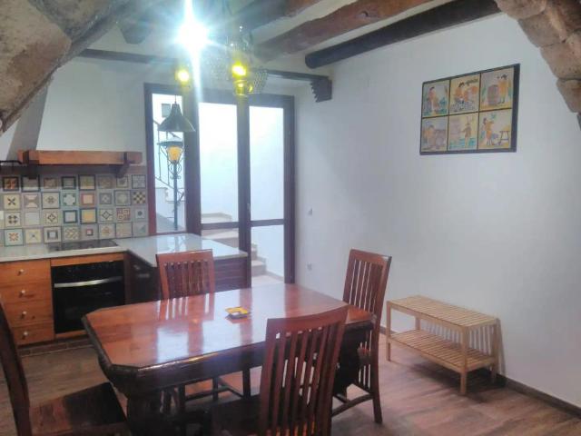 Adosado en alquiler en Vilobí del Penedès
