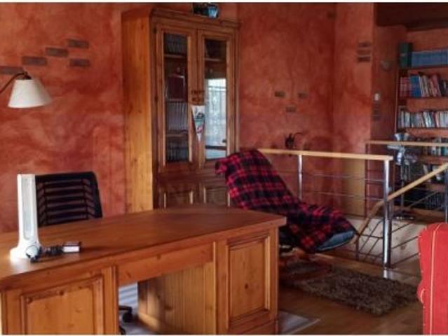 Adosado en finca joven con zona comunitaria en Miranda De Ebro