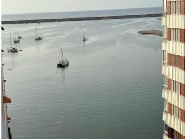 ADOSADO EN PLAYA FLAMENCA CON PISCINAS, SAUNA Y TERRAZAS