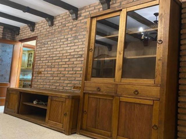 ¡ADOSADO EN SAN BERNABÉ CON GARAJE Y PATIO!