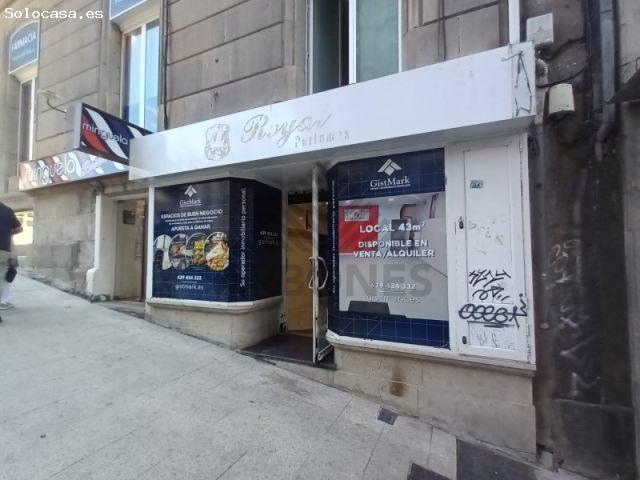 ADOSADO EN URBANIZACION AIRES