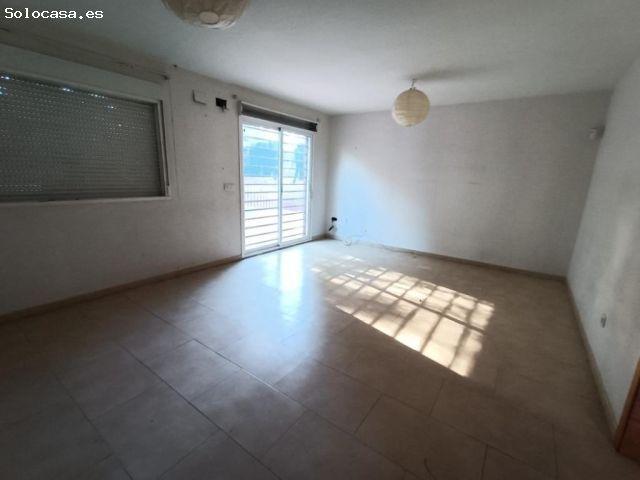 ¡ADOSADO EN URBANIZACIÓN LA LOMA CHIVA! ¡SIN COMISIÓN INMOBILIARIA!