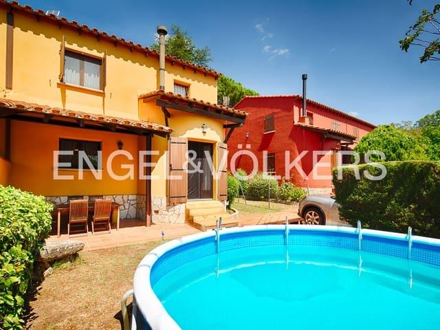 Adosado en venta en Maçanet de Cabrenys, Girona