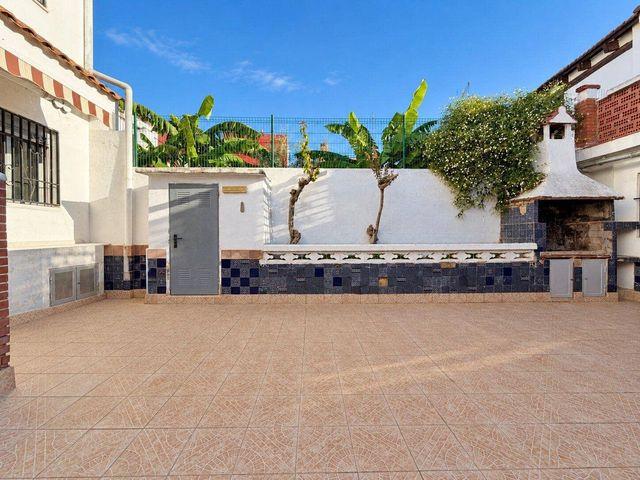 Adosado en venta en Masarrochos / Massarrojos, Valencia