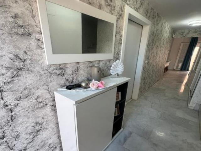 Adosado en Venta en Montequinto, Sevilla