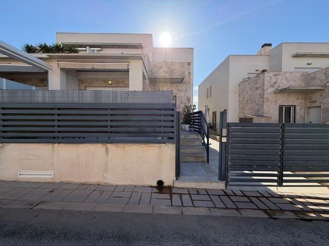 Adosado en venta en Aguas Nuevas, Alicante Costa Blanca
