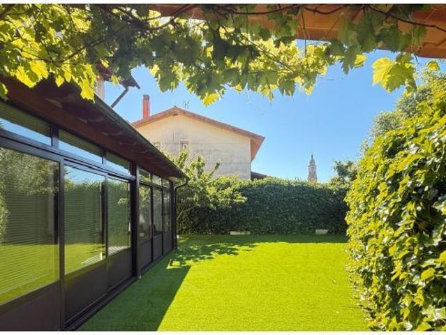 Adosado en Venta en Alegria Dulantzi, Álava