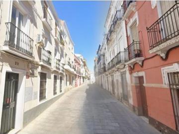 ADOSADO EN VENTA EN BADAJOZ. Activo inmobiliario SIN POSESIÓN, NO VISITABLE