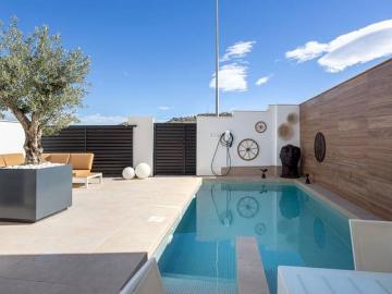 Adosado en venta en Benijófar, Alicante