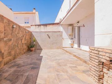 Adosado en venta en Cúllar Vega, Granada