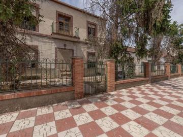 Adosado en venta en Cúllar Vega, Granada