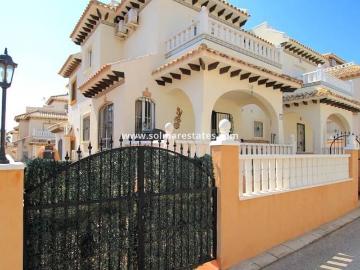 Adosado en venta en Cabo Roig, Alicante Costa Blanca
