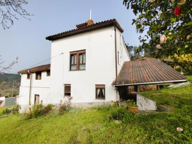 Adosado en Venta en Candamo, Asturias