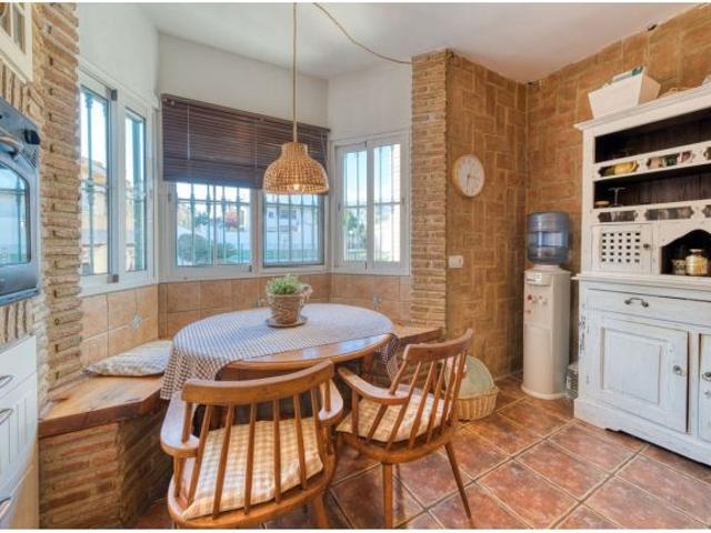 Adosado en Venta en Fuengirola, Málaga