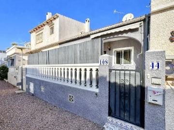 Adosado en venta en La Marina, Alicante Costa Blanca