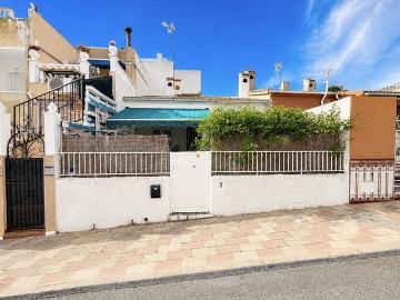 Adosado en venta en La Marina, Alicante Costa Blanca