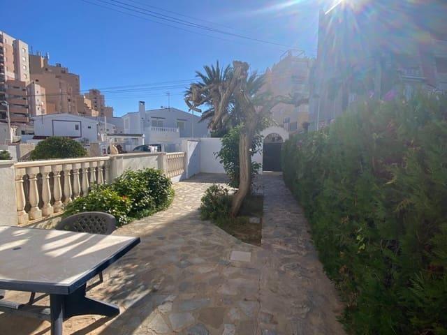 Adosado en venta en La Mata, Alicante Costa Blanca