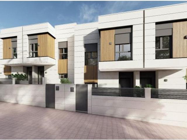 Adosado en Venta en la Avd Mediterraneo CALIDADES DE PORCELANOSA