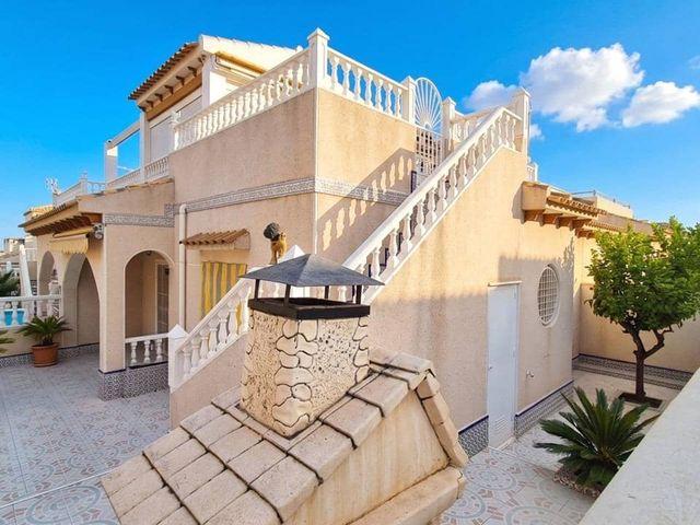Adosado en venta en Los Altos, Alicante Costa Blanca