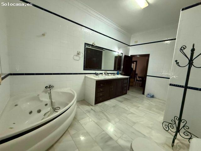 Adosado en Venta en Pilas, Sevilla