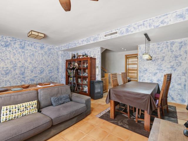 ADOSADO EN VENTA EN SAGUNTO de 186 m2 CON GARAJE PRIVADO, BUHARDILLA Y 2 TERRAZAS