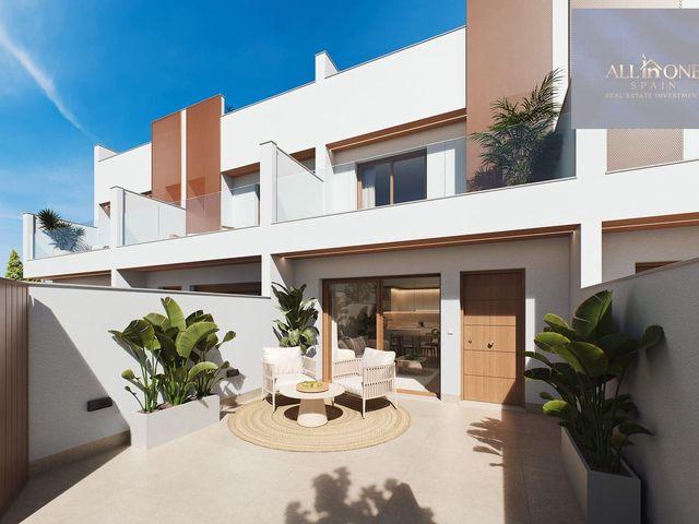 Adosado en venta en San Pedro del Pinatar, Murcia Costa Cálida