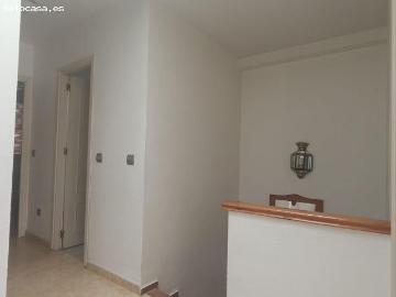 ADOSADO EN VENTA EN SANTA CLARA!