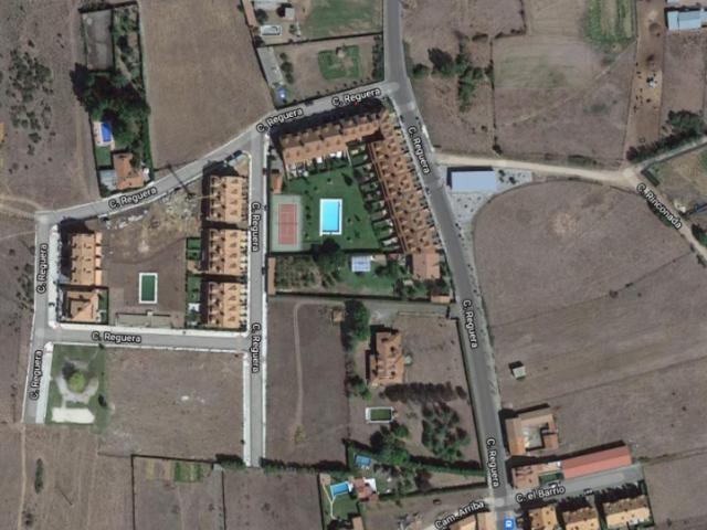Adosado en Venta en Sariegos, León