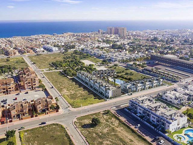 Adosado en venta en Torrevieja, Alicante Costa Blanca