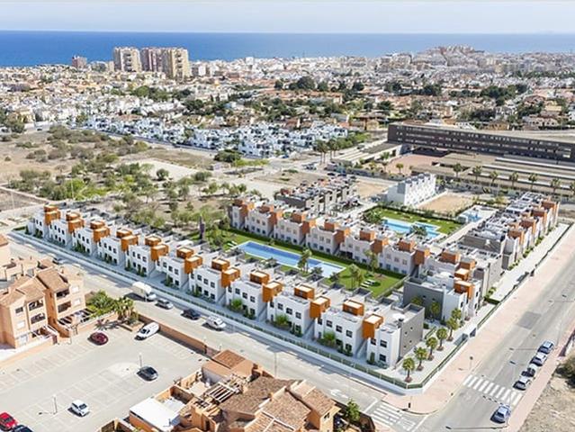 Adosado en venta en Torrevieja, Alicante Costa Blanca