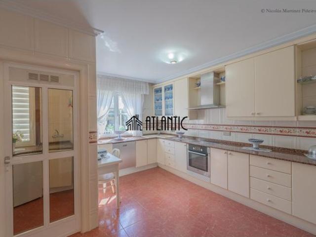 Adosado en Venta en Vigo, Pontevedra