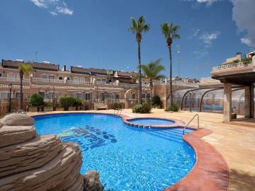 Adosado en venta en La Zenia, Alicante Costa Blanca