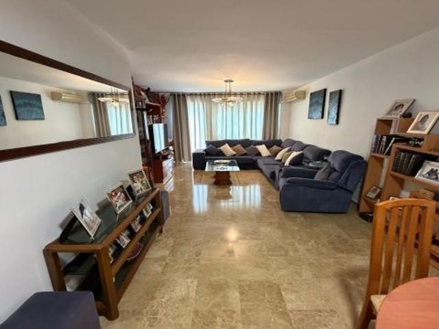 ADOSADO EN VENTA ZONA CAMPUS