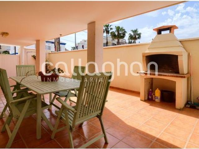 Adosado pareado en venta con vistas al mar en Xilxes